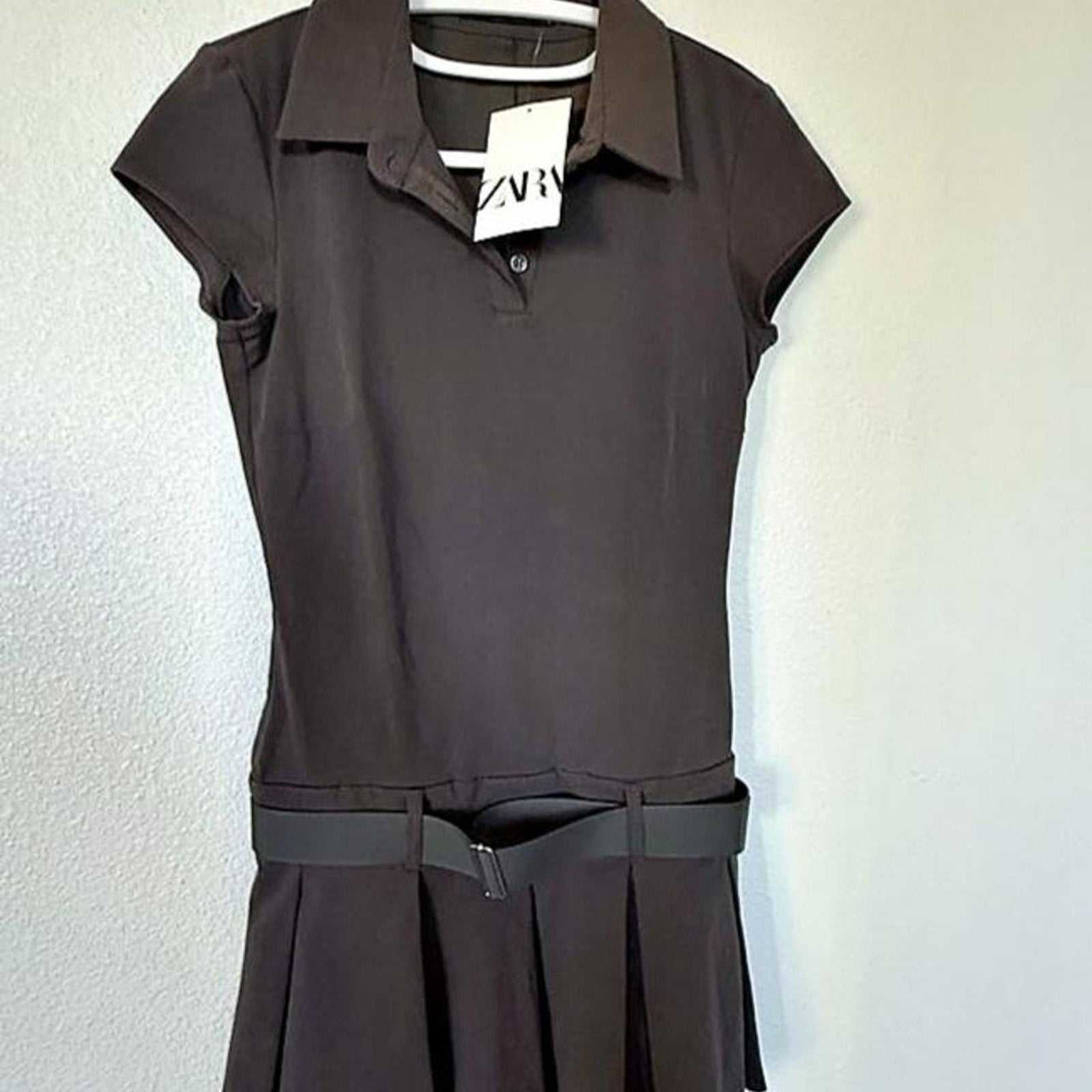 NWT Zara Mini Dress in gray with hunter green layered skirt and belt, size Small