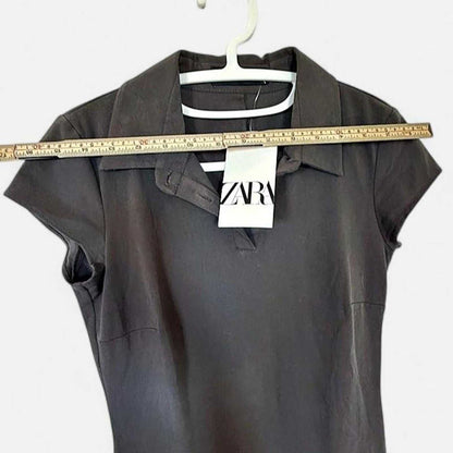 NWT Zara mini dress in gray with layered hunter green skirt and belt, size Small